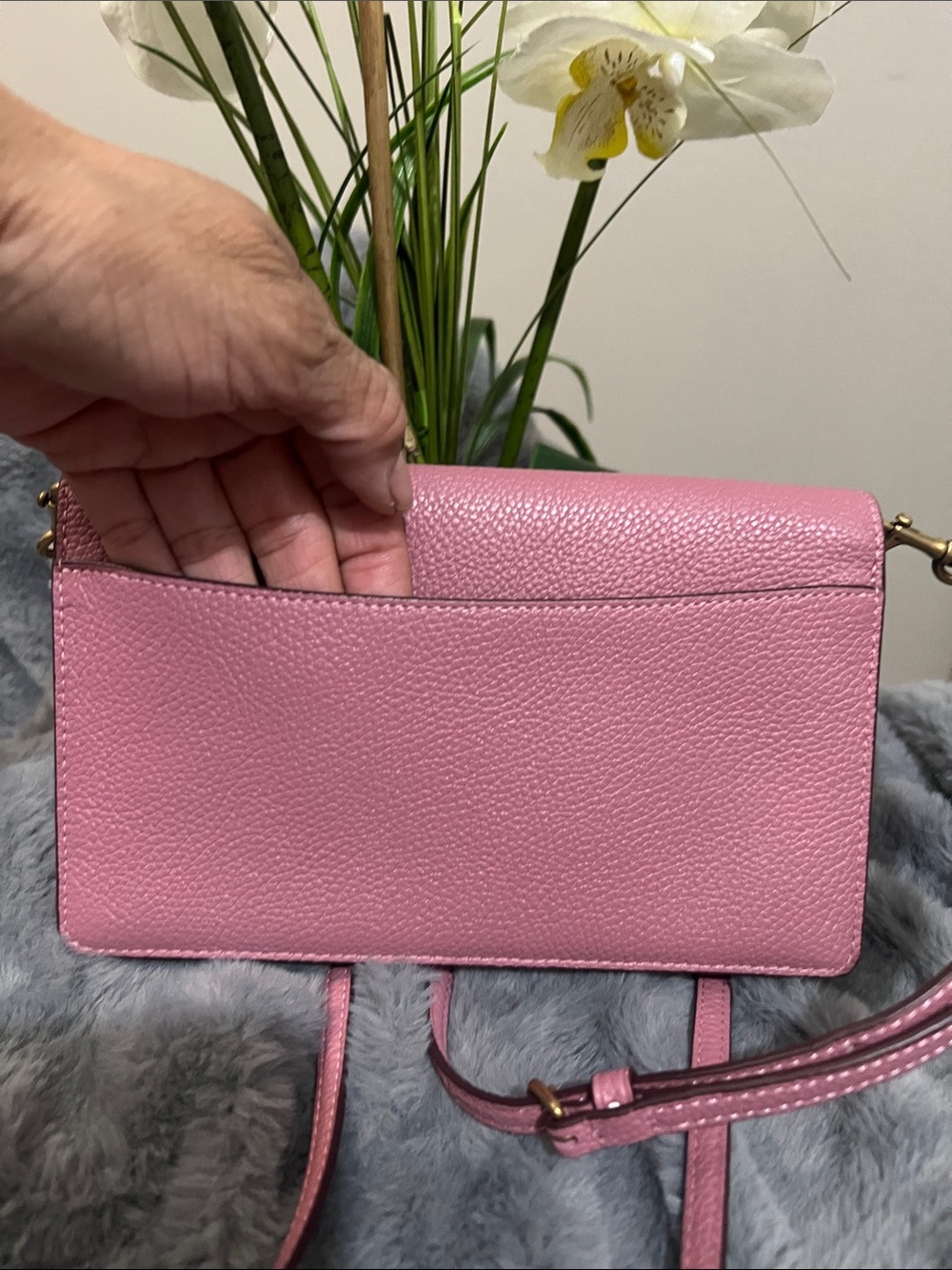 COACH Hayden Foldover Pink Crossbody Clutch NWOT retail $225 - Picture 4 of 8